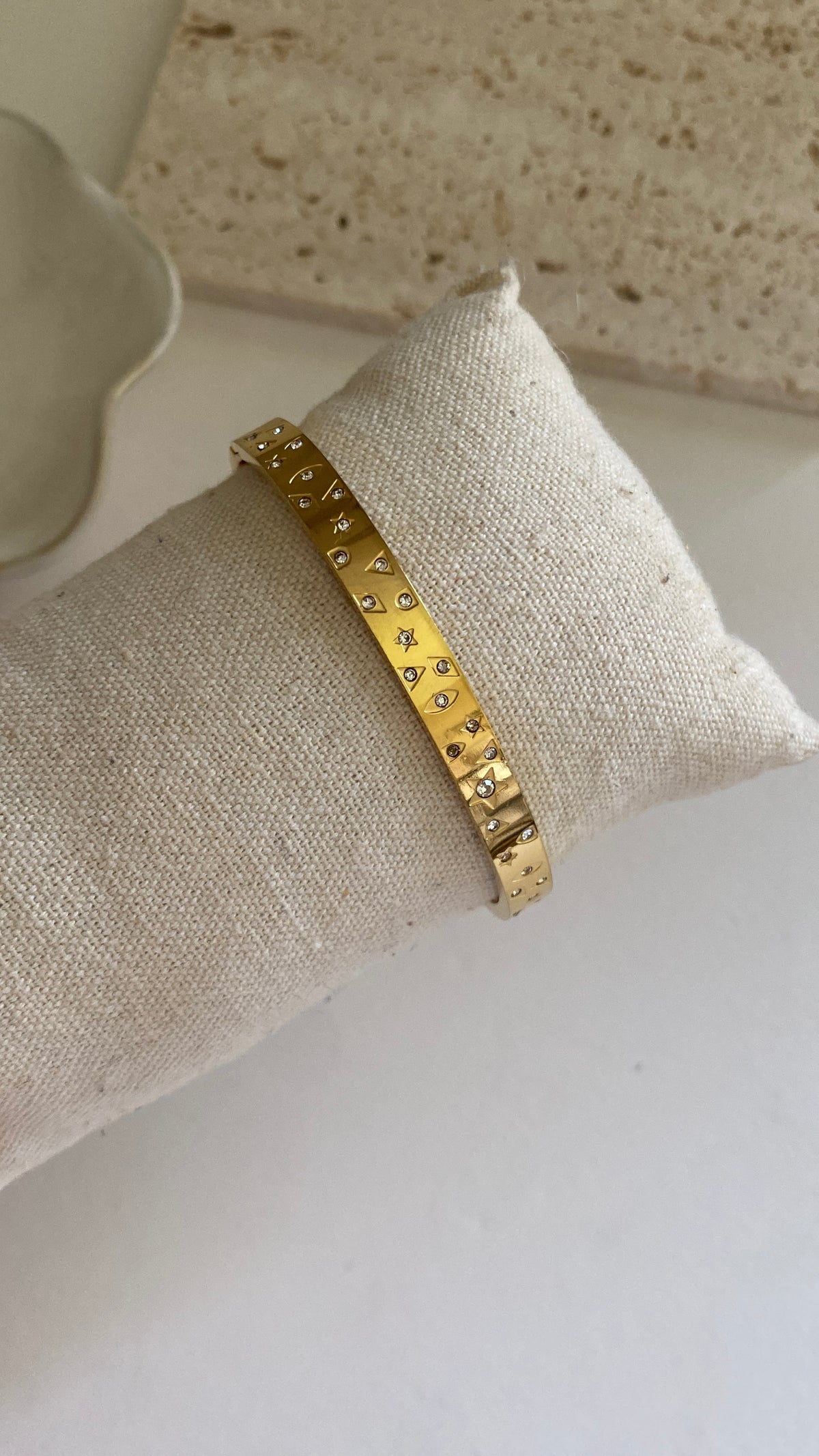 Stars bangle