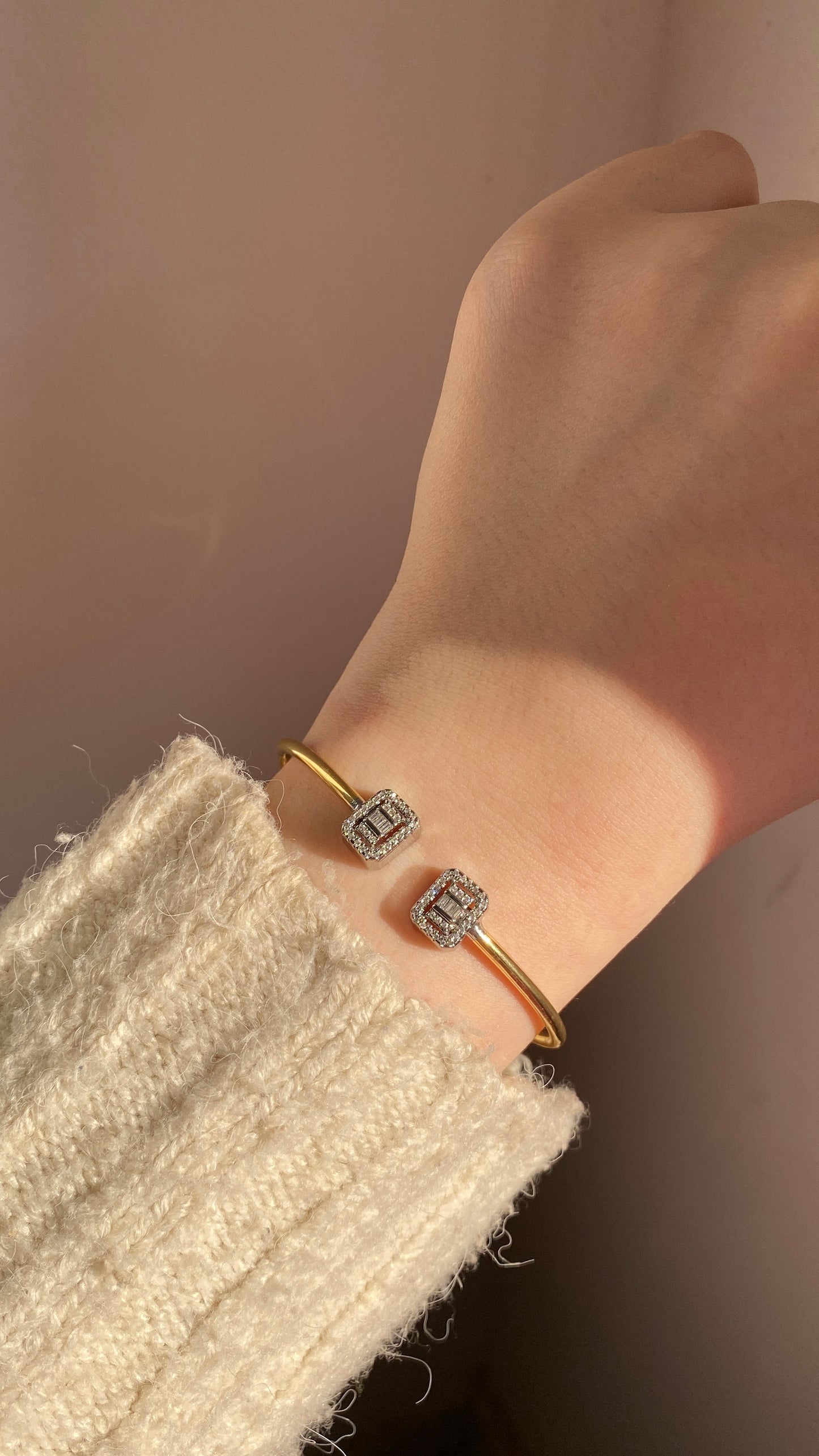 Double square bangle