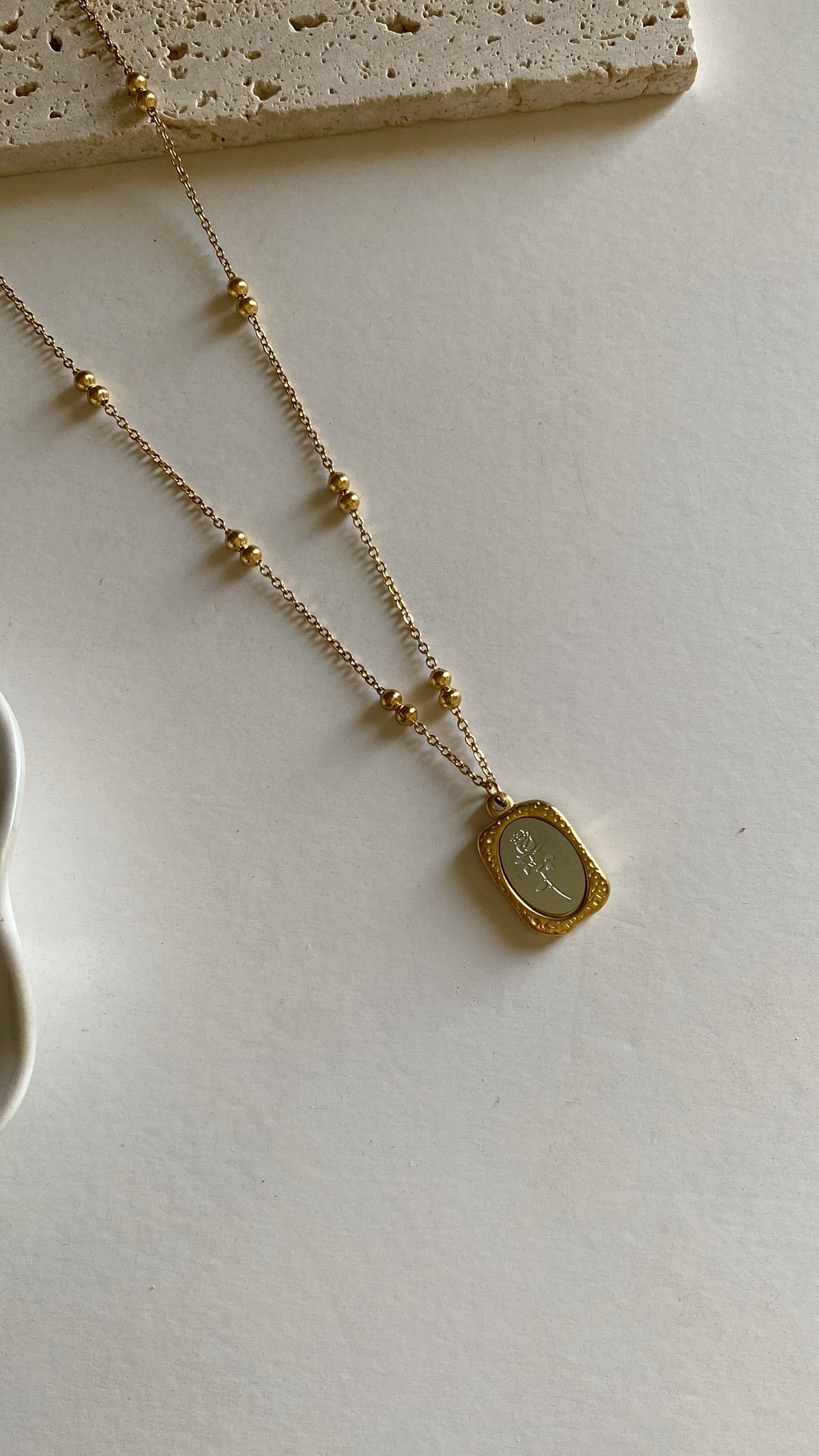 Silver flower necklace