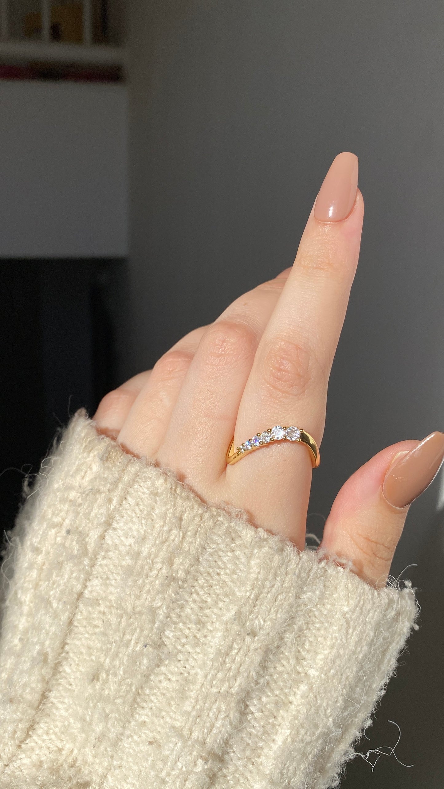 V ring