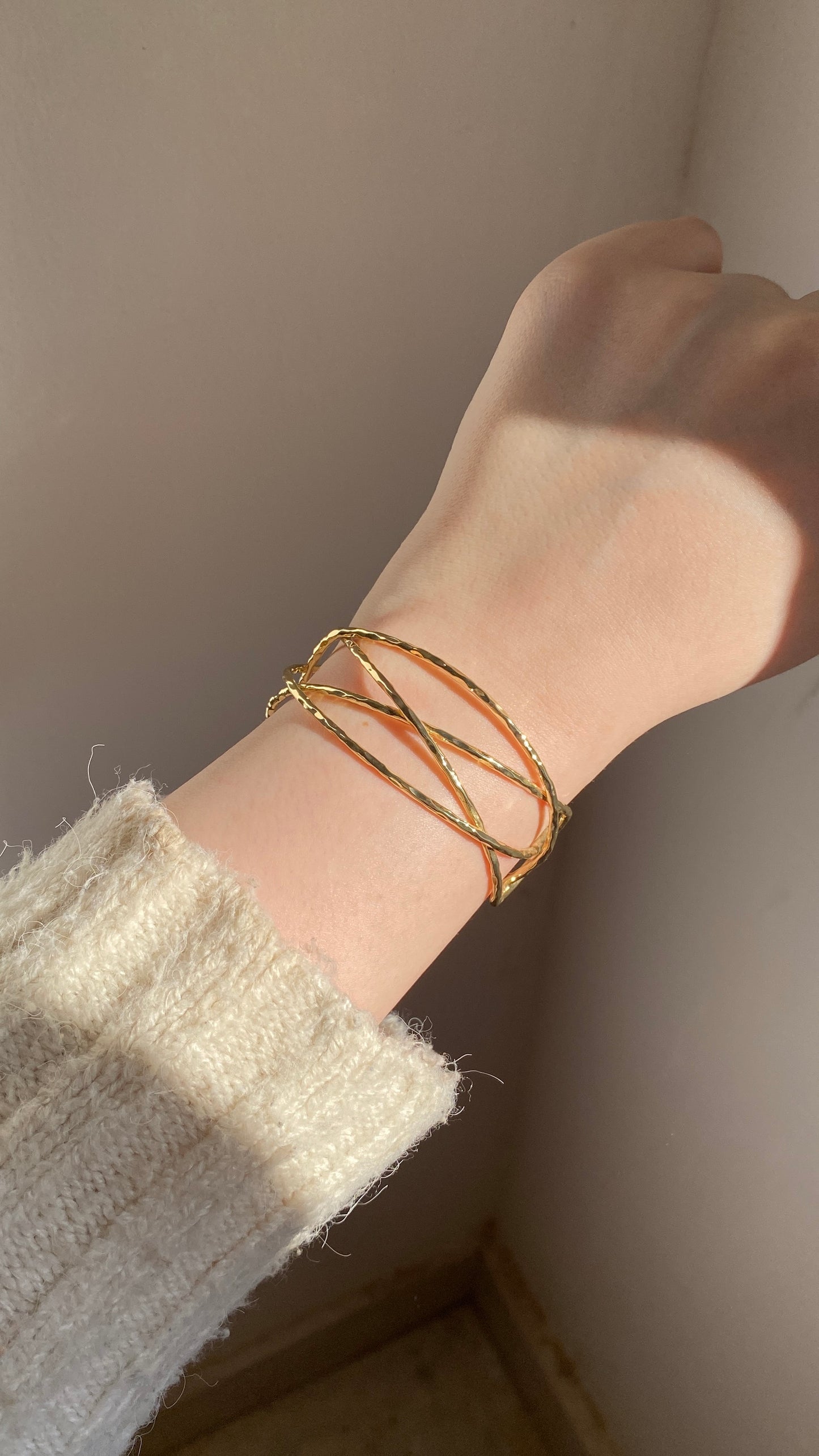 Crossy lines bangle