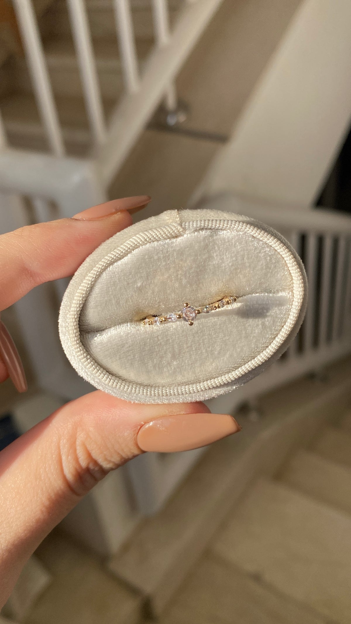 Slim tennis ring