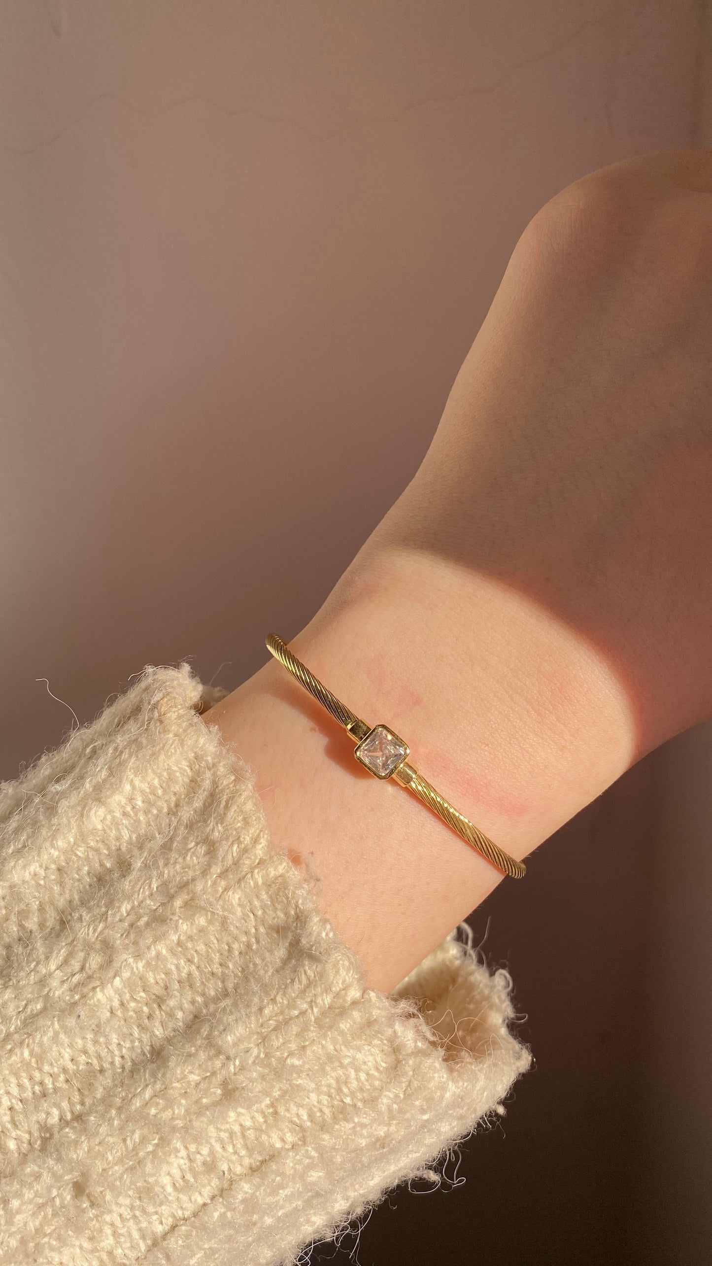 Square stone bangle