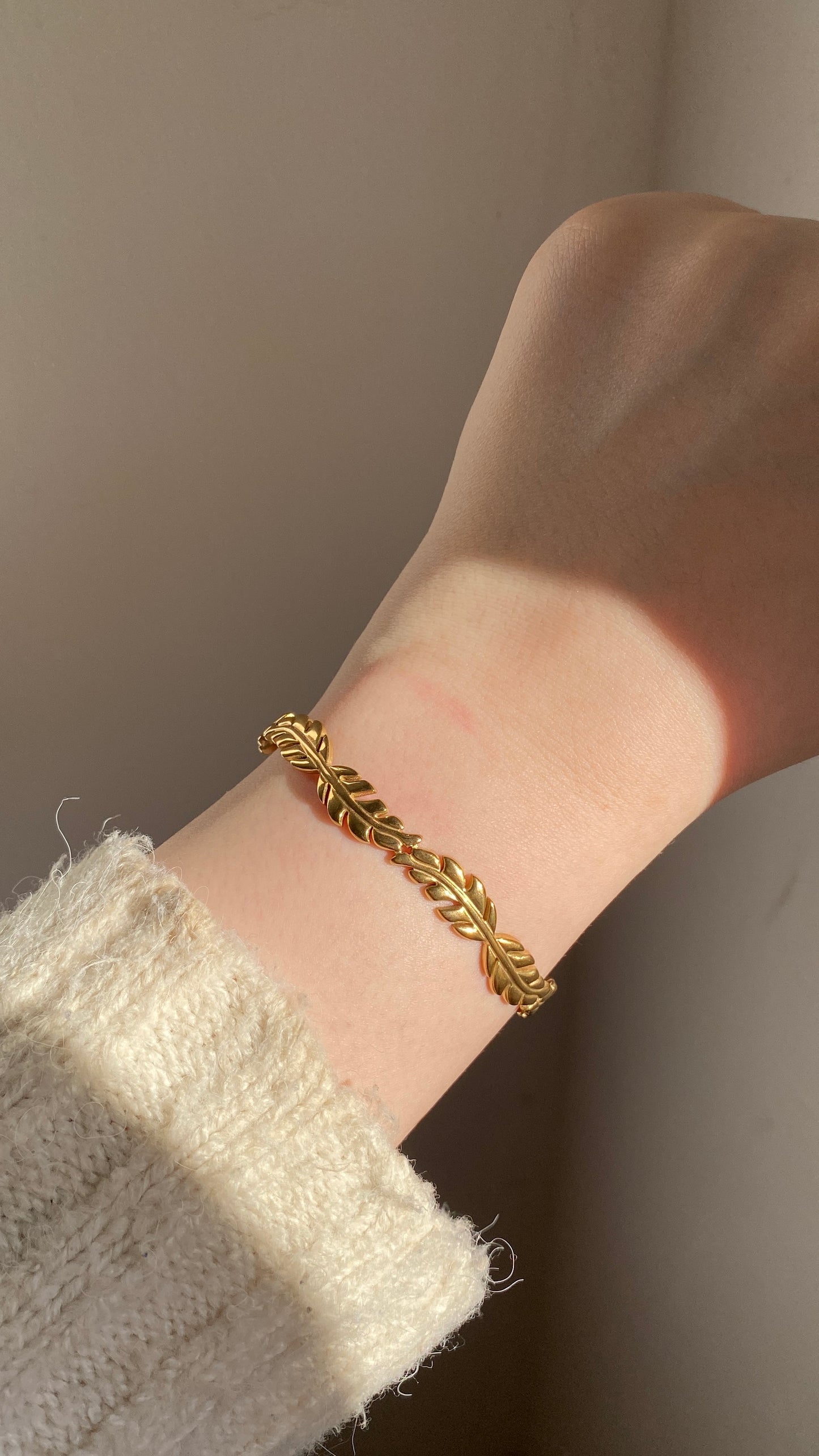 Leafs bangle