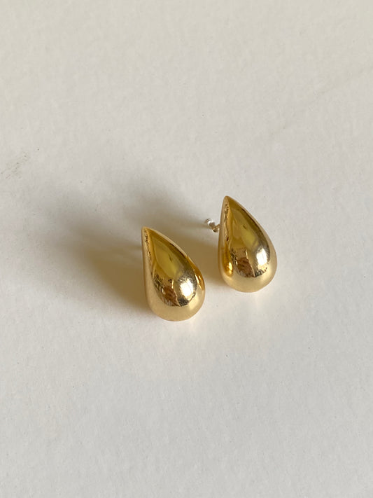 Slim dome earrings