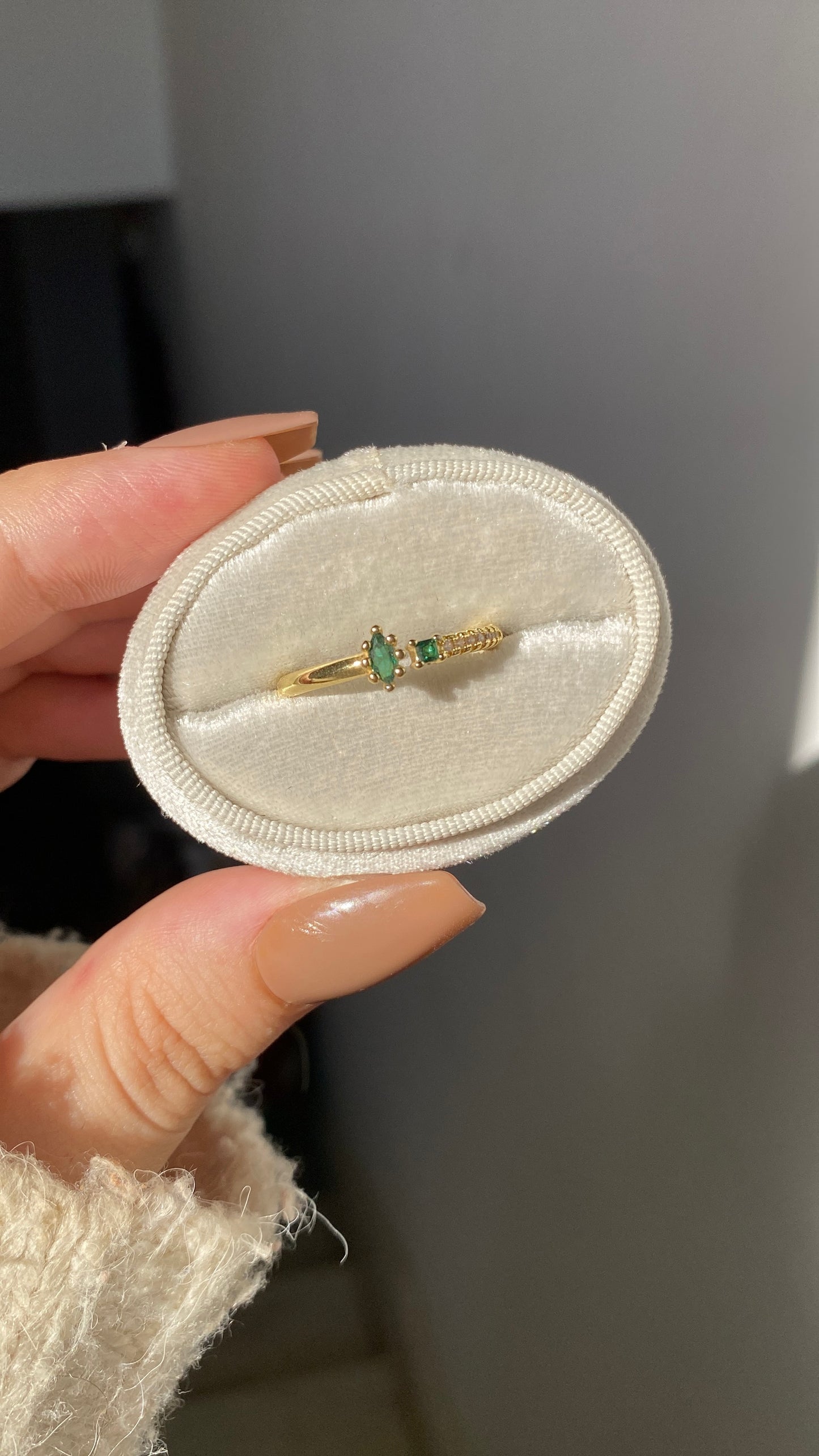 Double stone ring