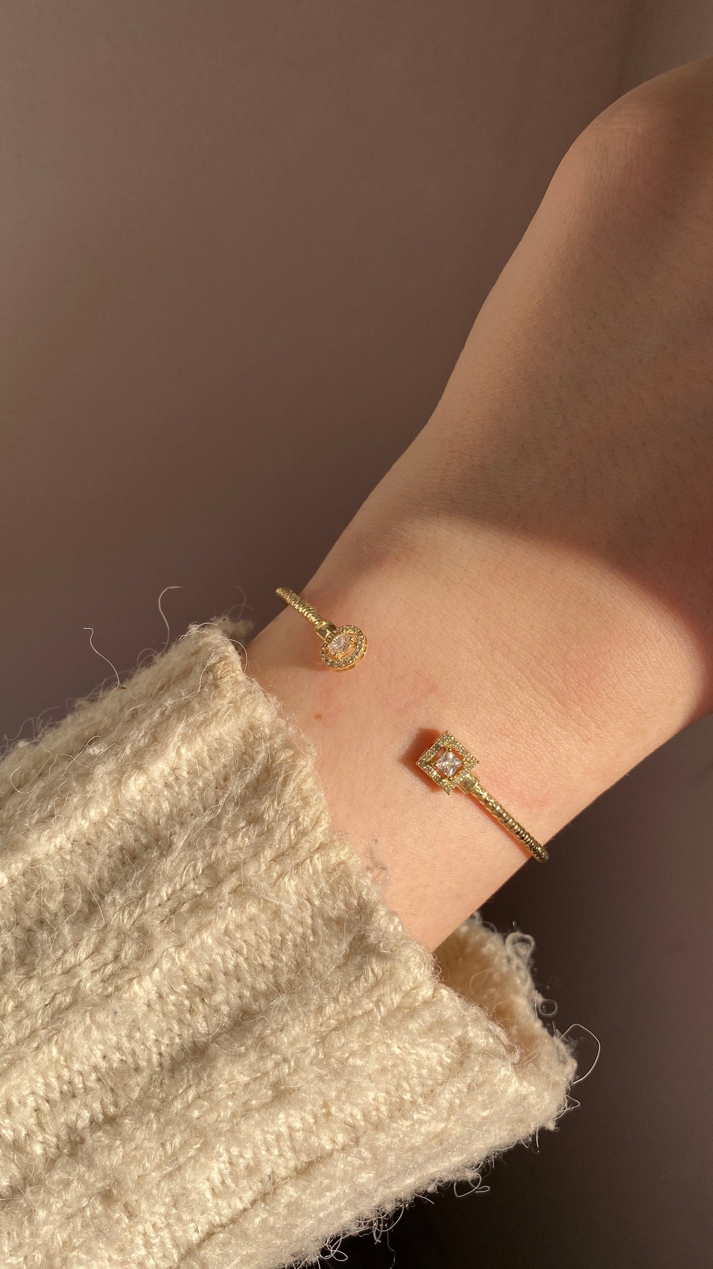 Square and circle bangle