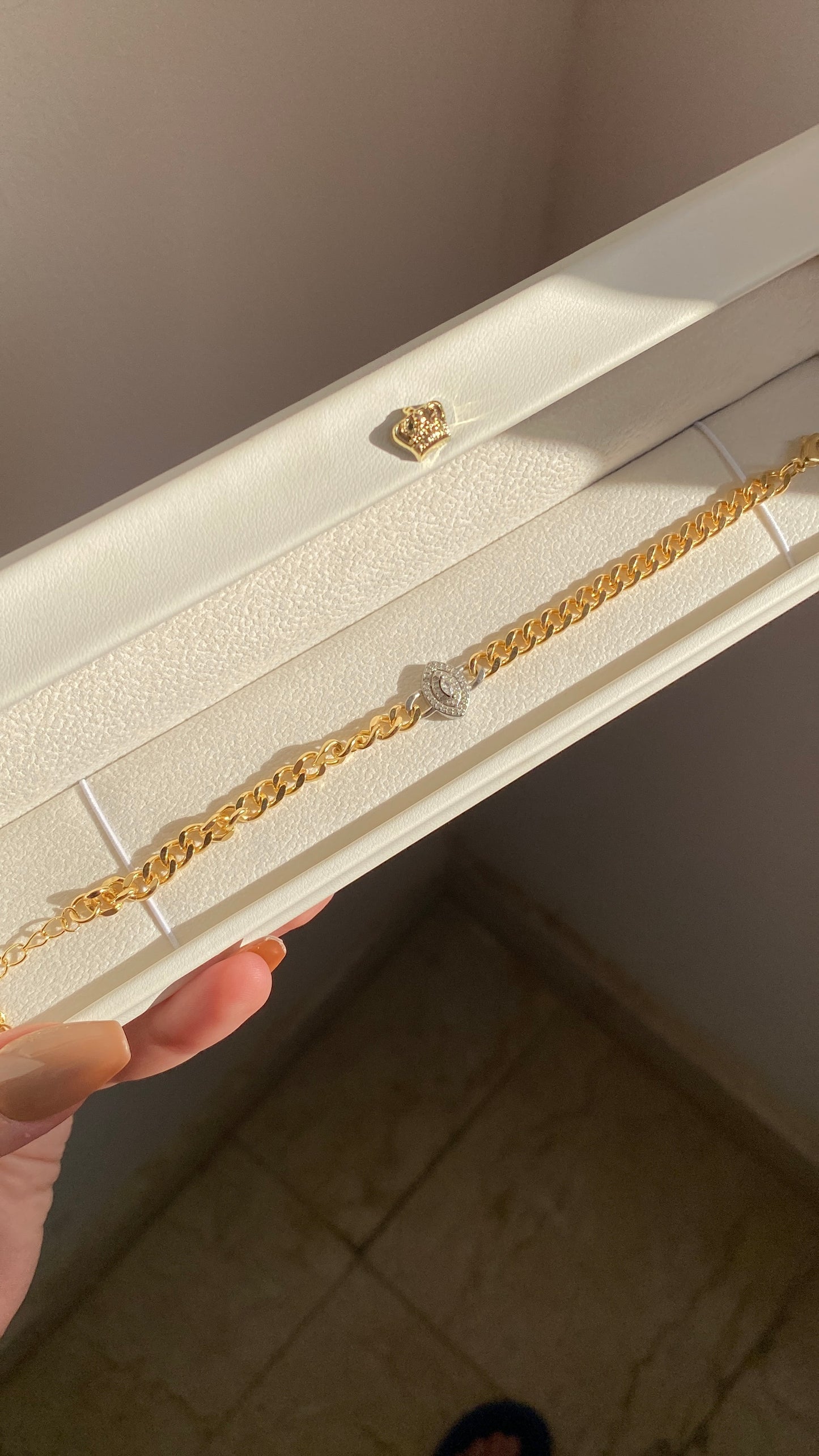 Oval diamond bracelet