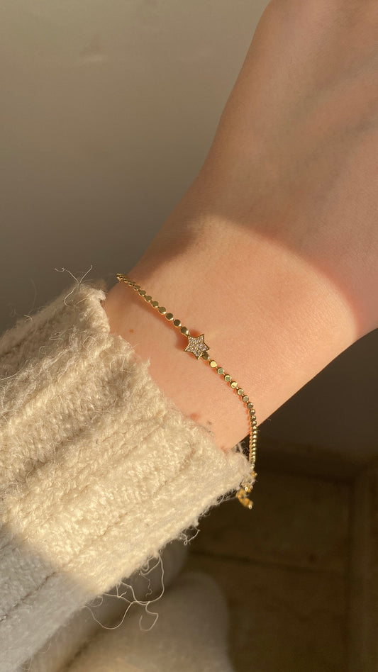 Slim star bracelet