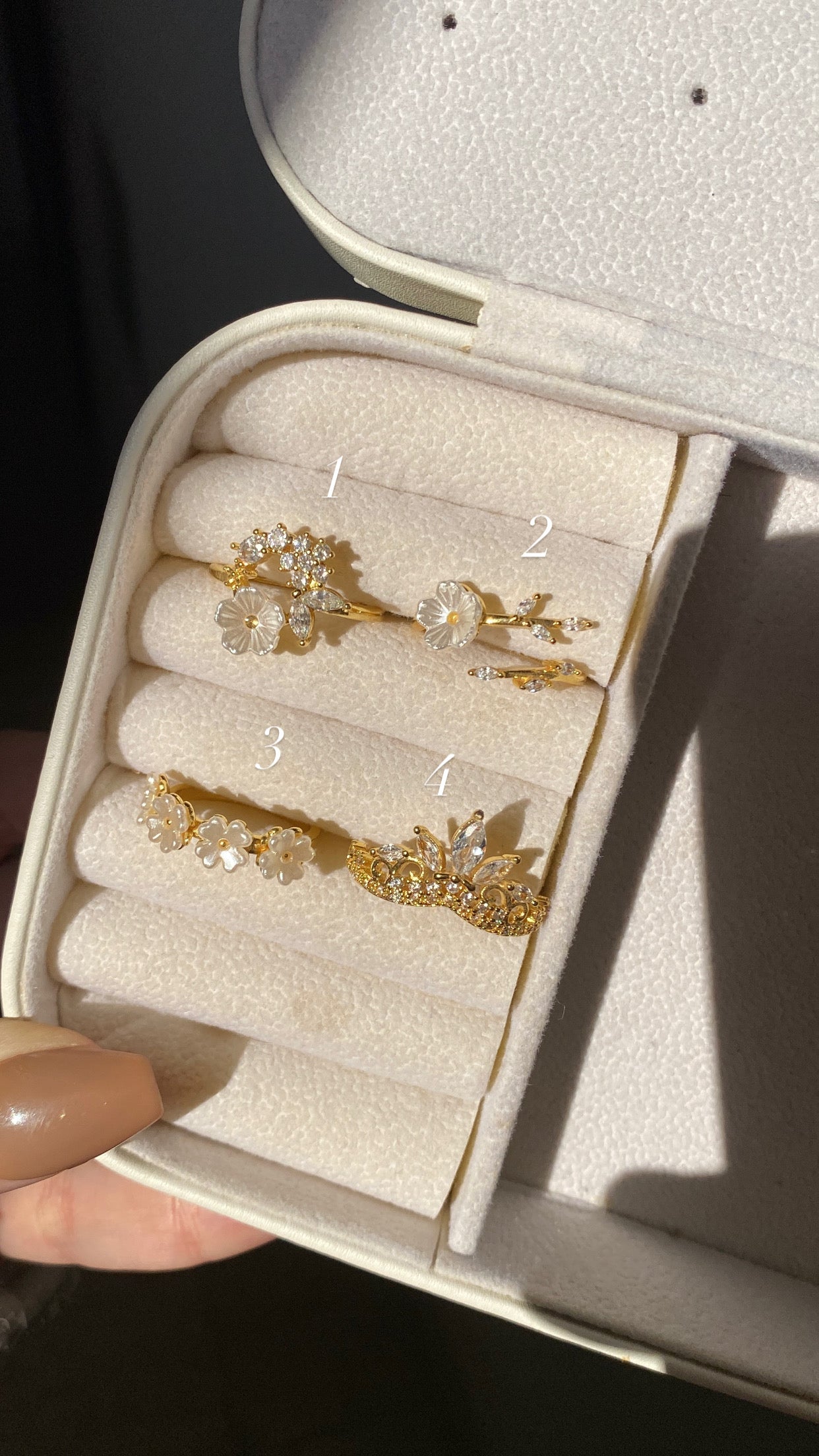 Gold flower rings