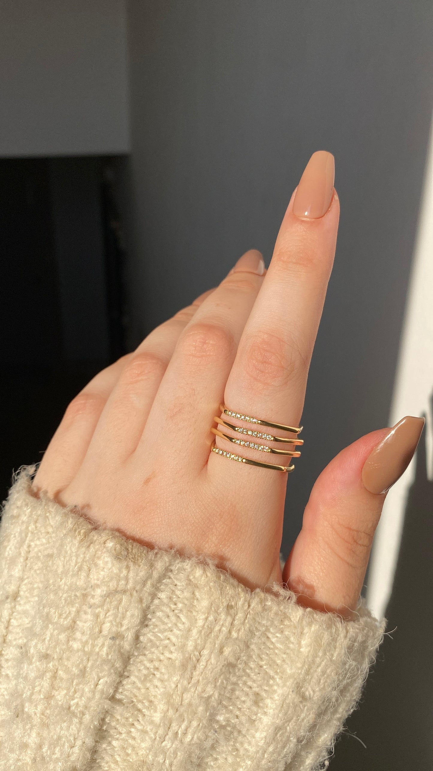 Tennis linear ring