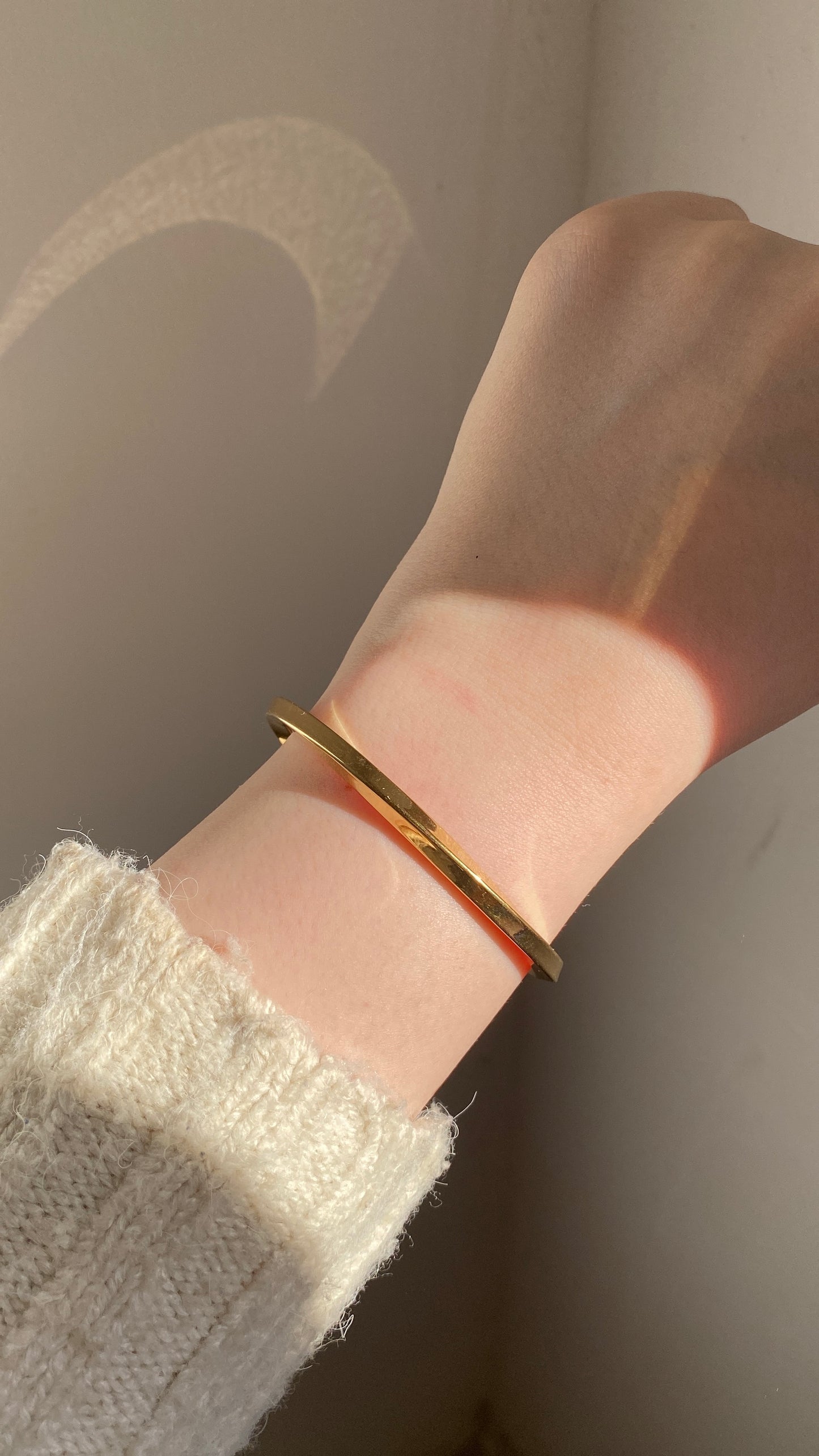 Plain bangle
