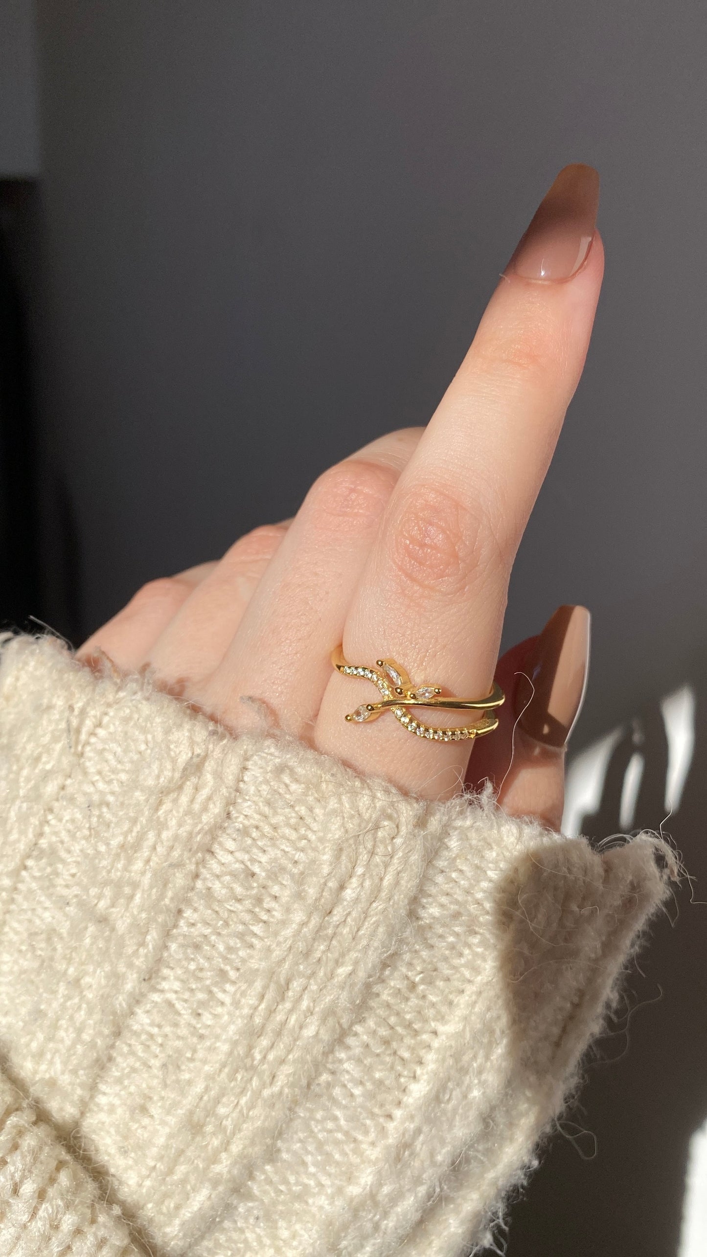Crystal leaf ring