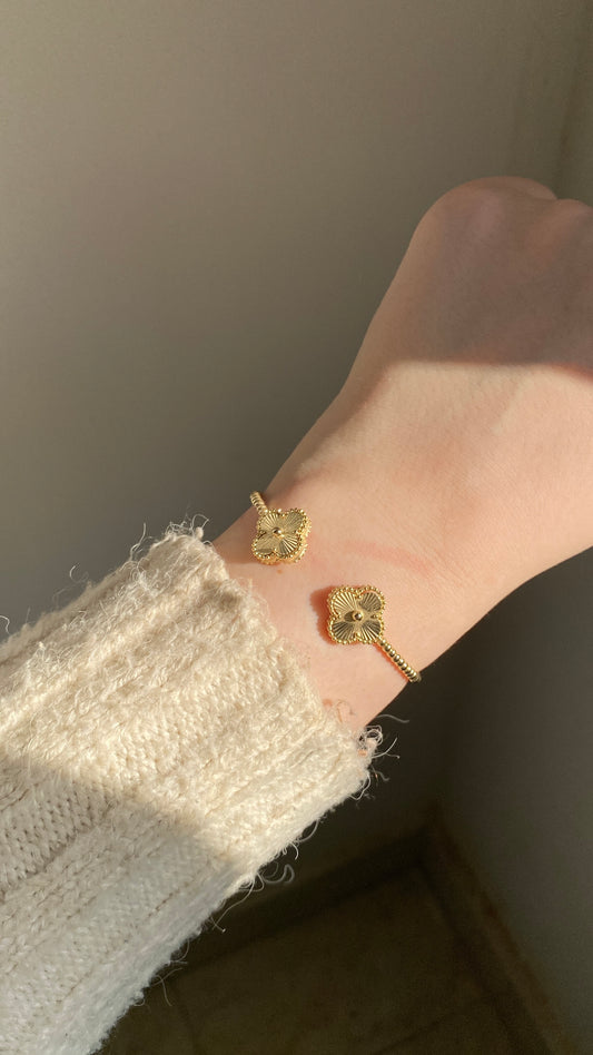 Double vancleef bangle