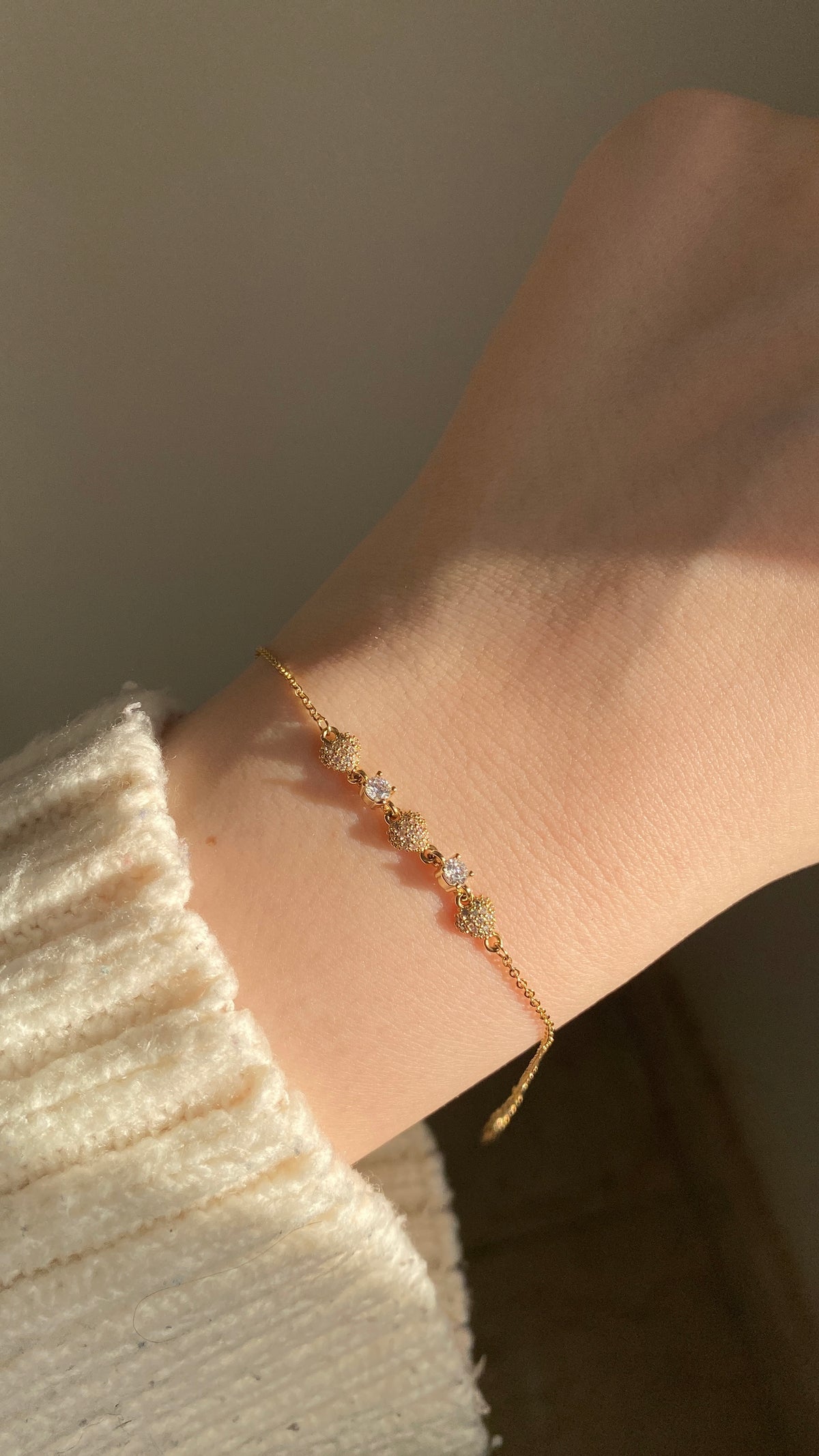 Tiny circles bracelets