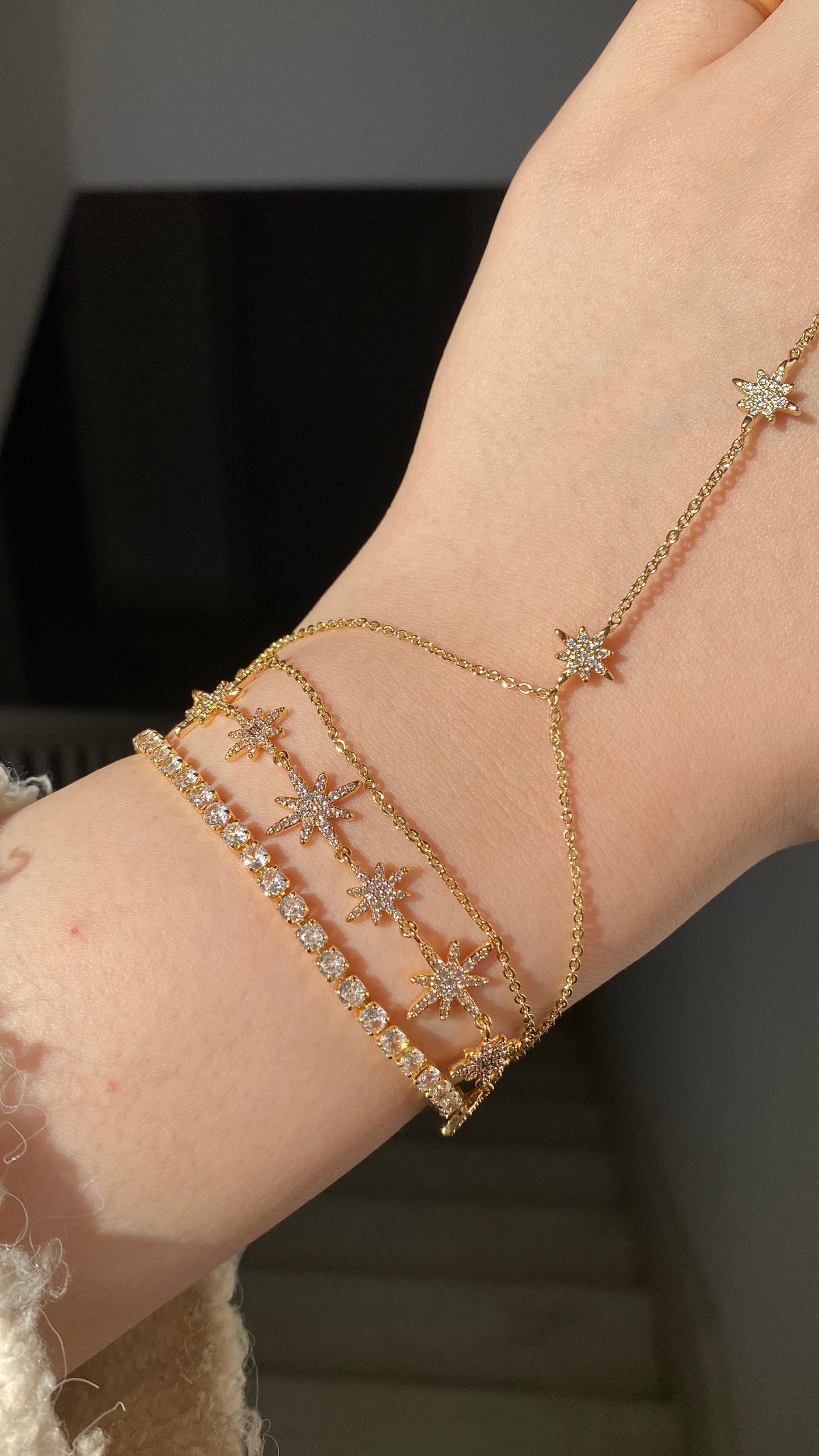 Triple star stacking