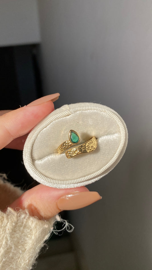 Serpent ring