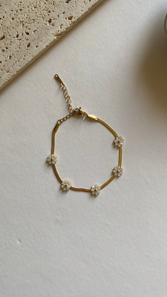 Flowers bracelet