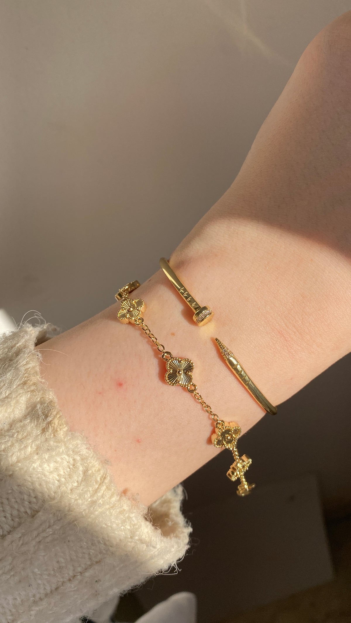 Nail and vankleef stack