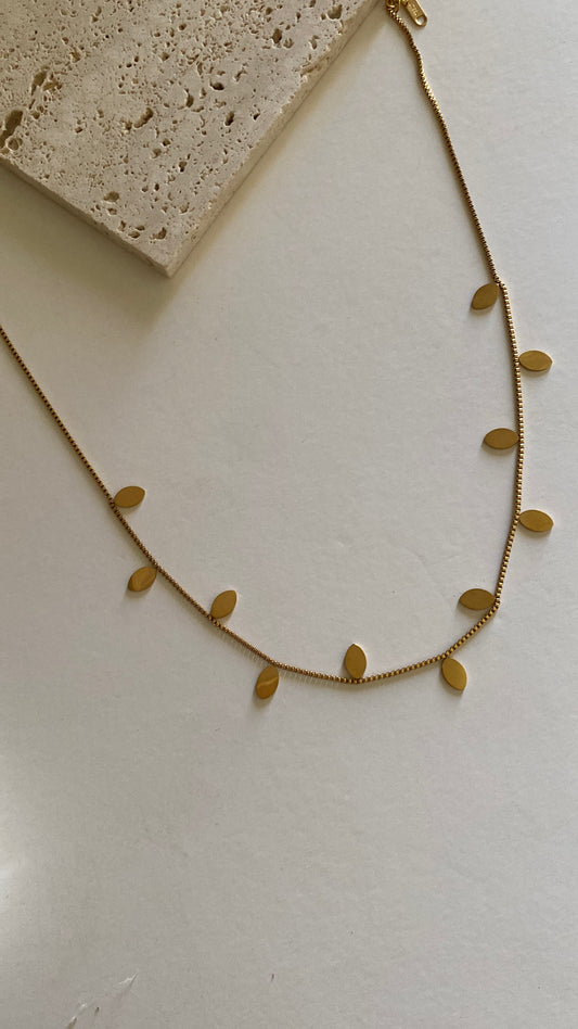 Leaf necklace