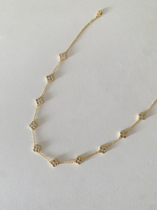 Clear crystals vancleef