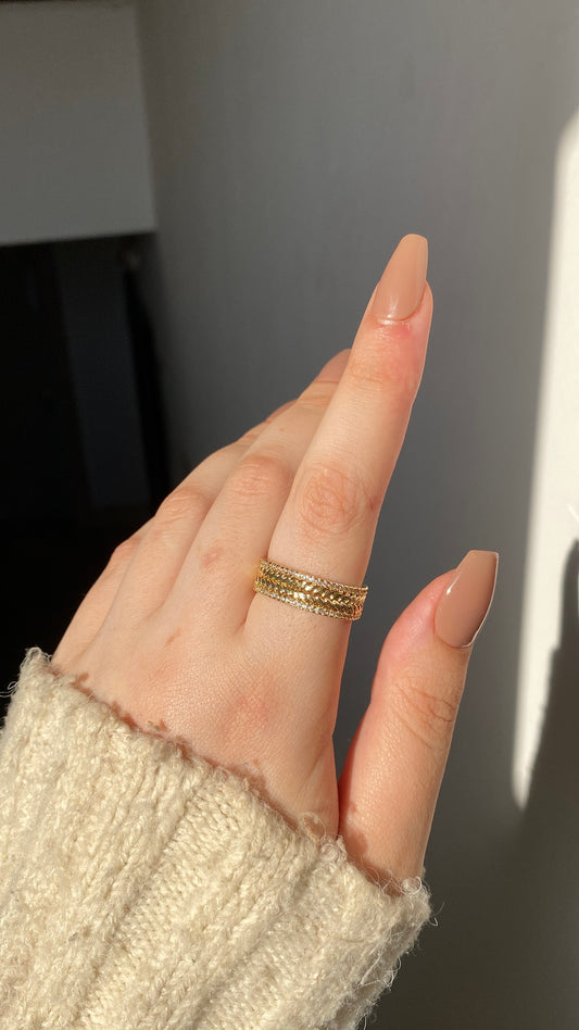 Siren ring