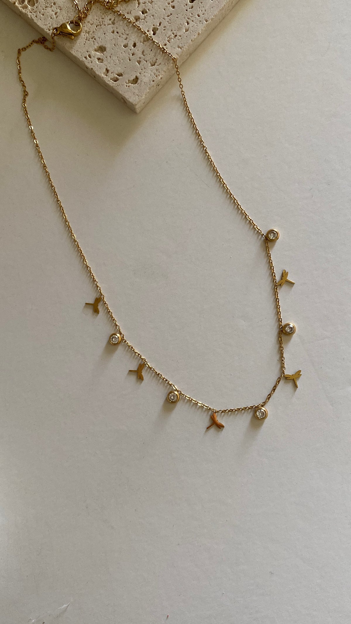 Dainty necklace