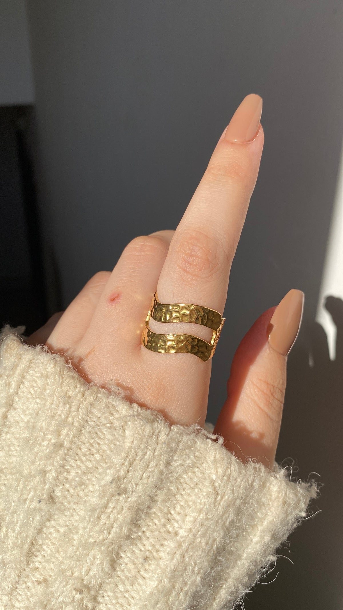 Linear ring