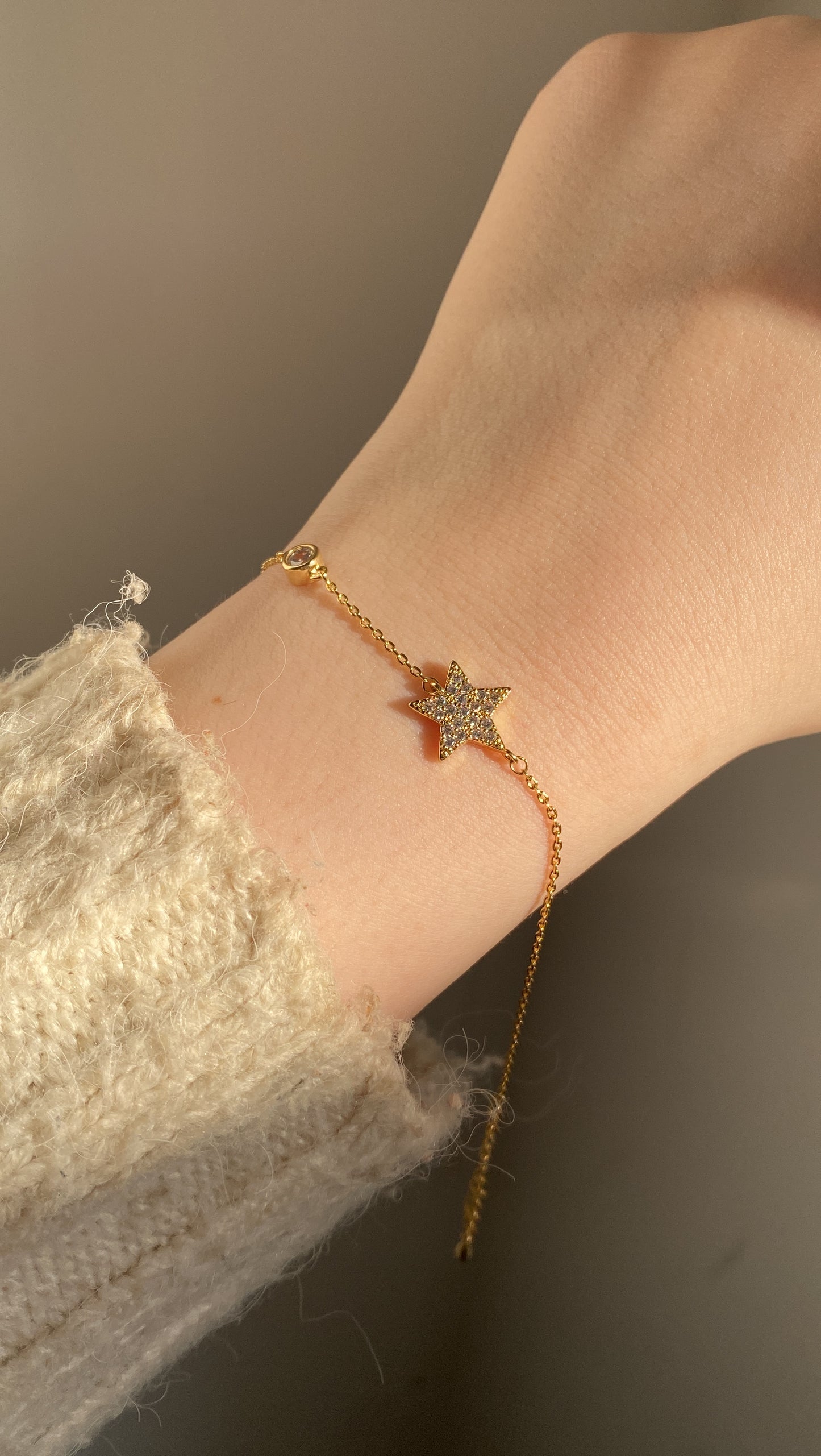 Single star bracelet
