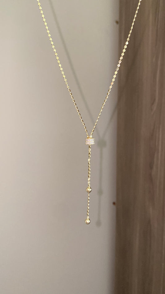 Chandlier’s necklace