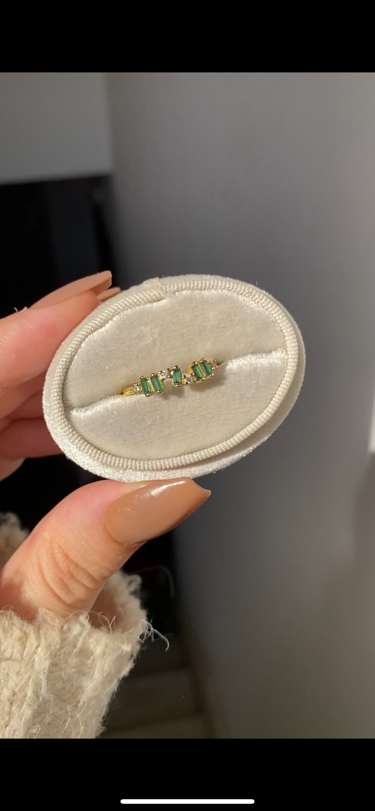 Emerald tennis ring