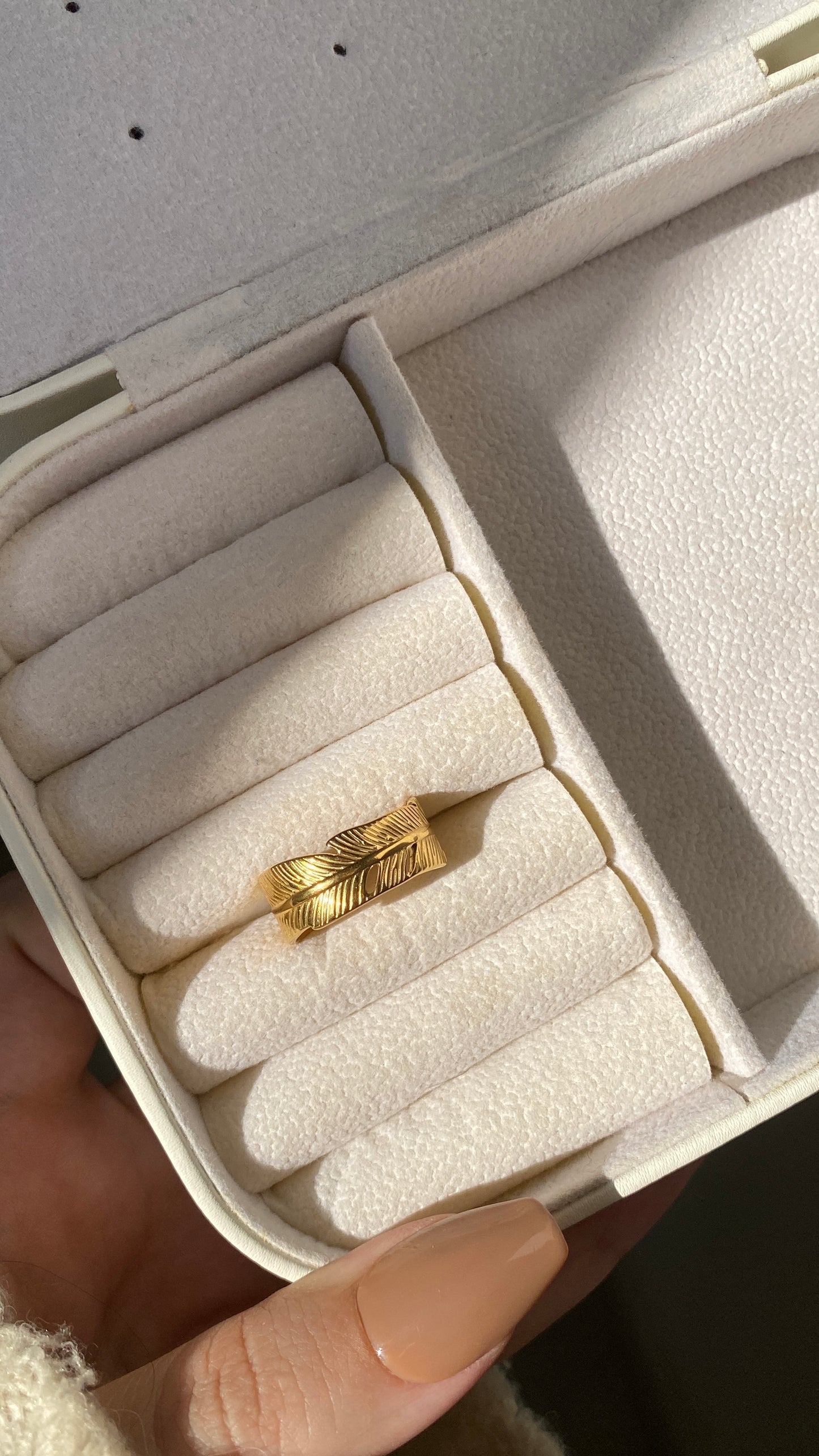 Leaf ring