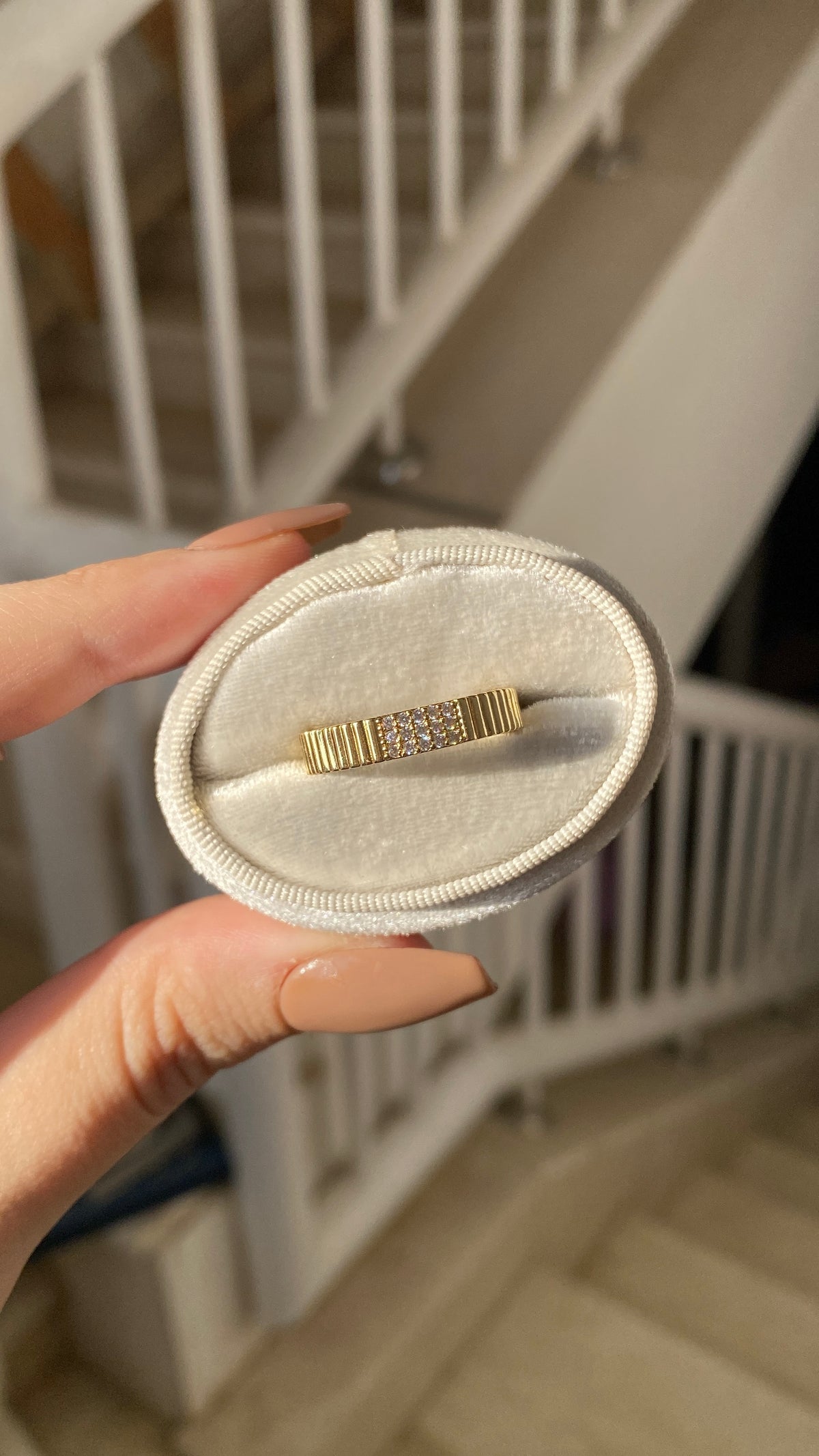 Bold tennis ring