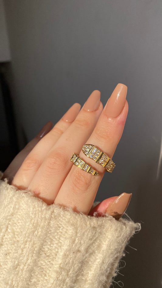 Serpent ring