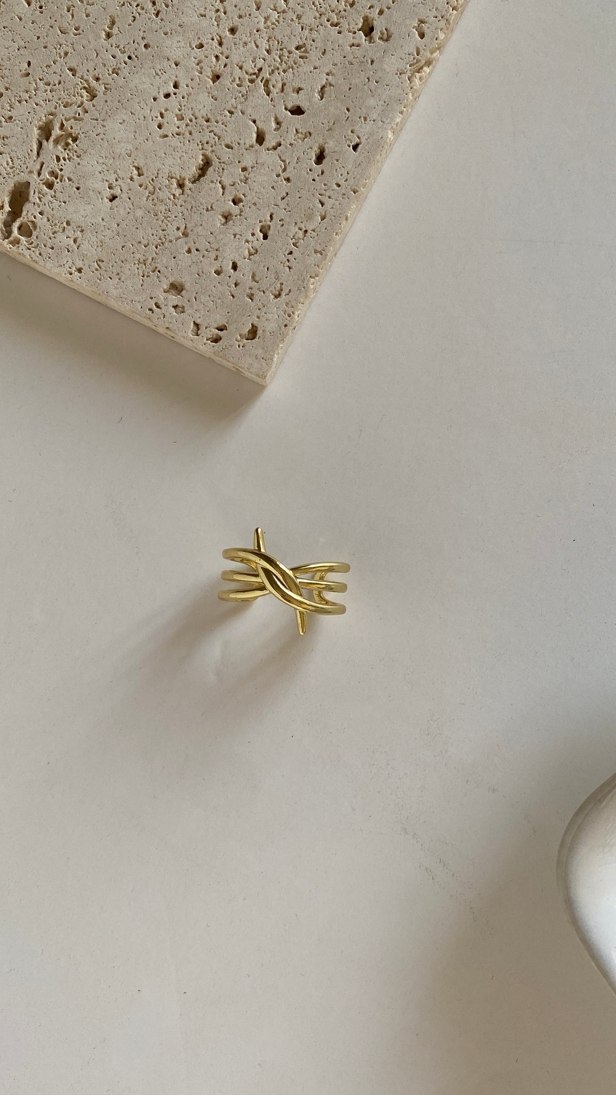 Knot ring