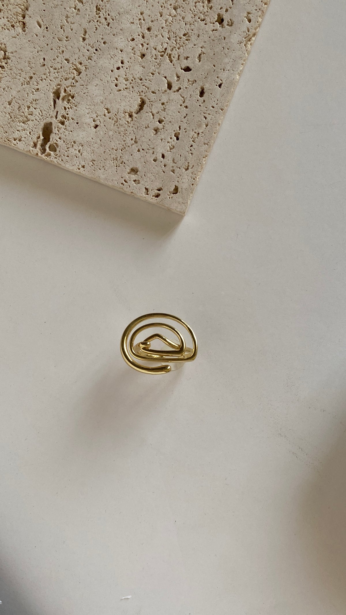 Spiral ring