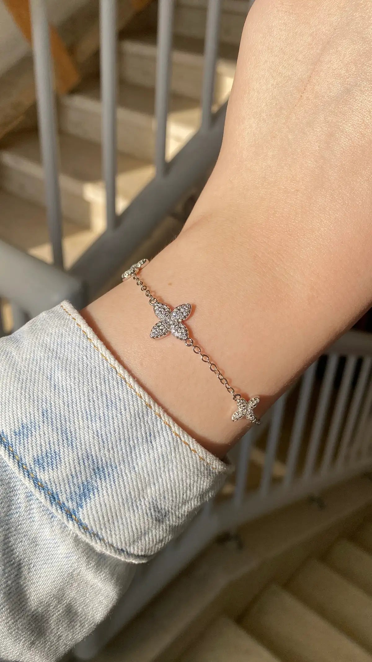 Silver Flower braclet