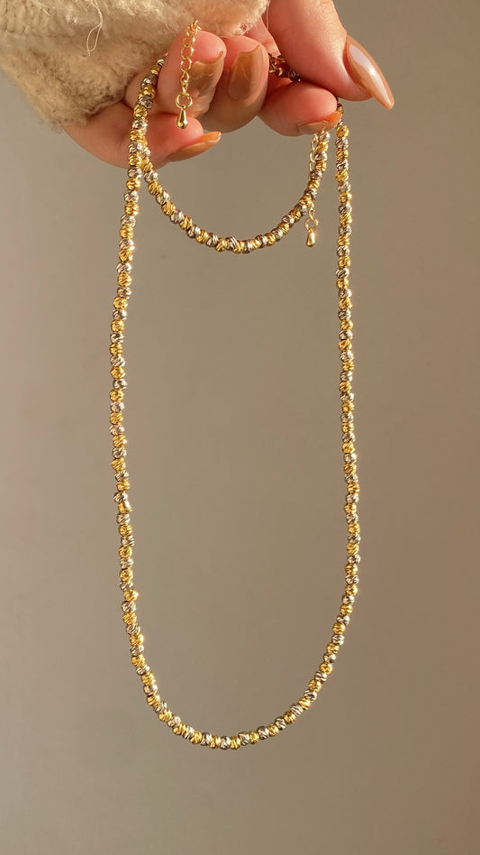 Beaded necklace and bracelet