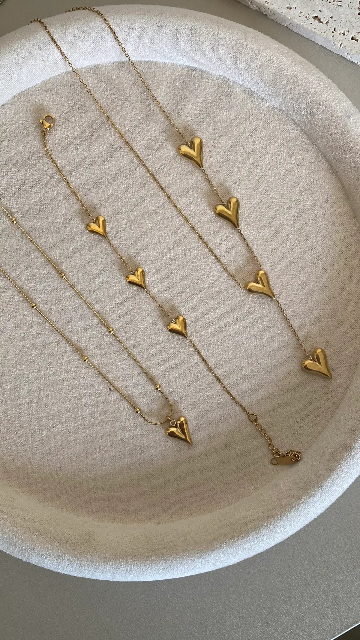 Hearts necklace and bracelet