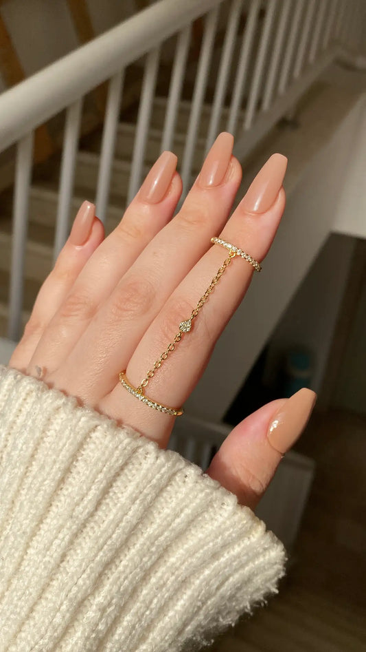 Linked stone ring