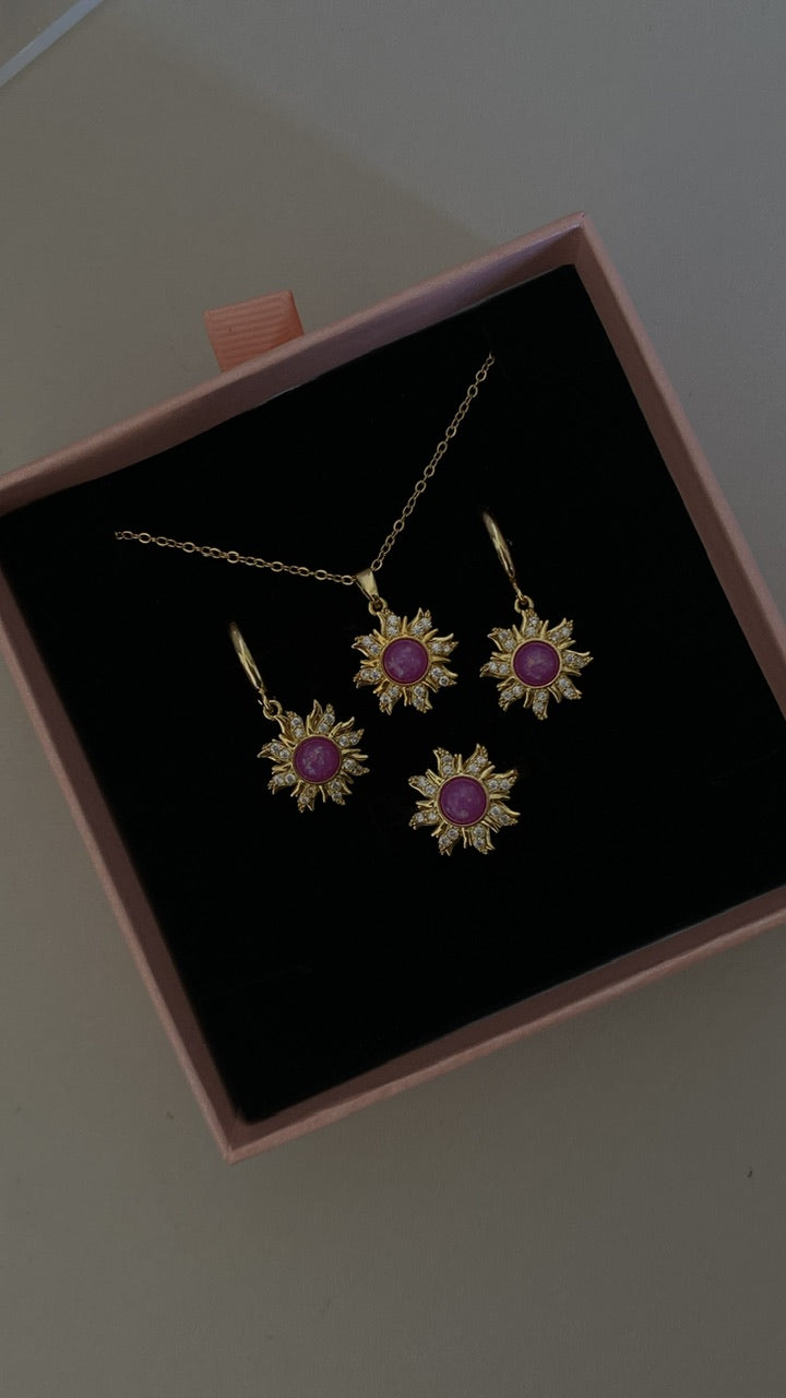 Revolving rapunzel jewelry set