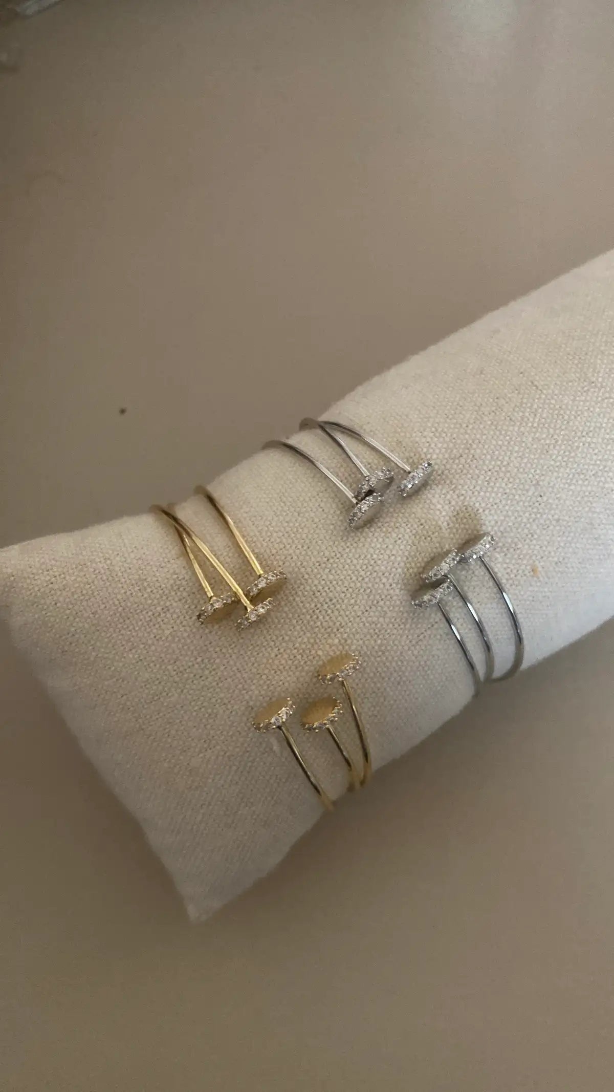 Rounded bangles