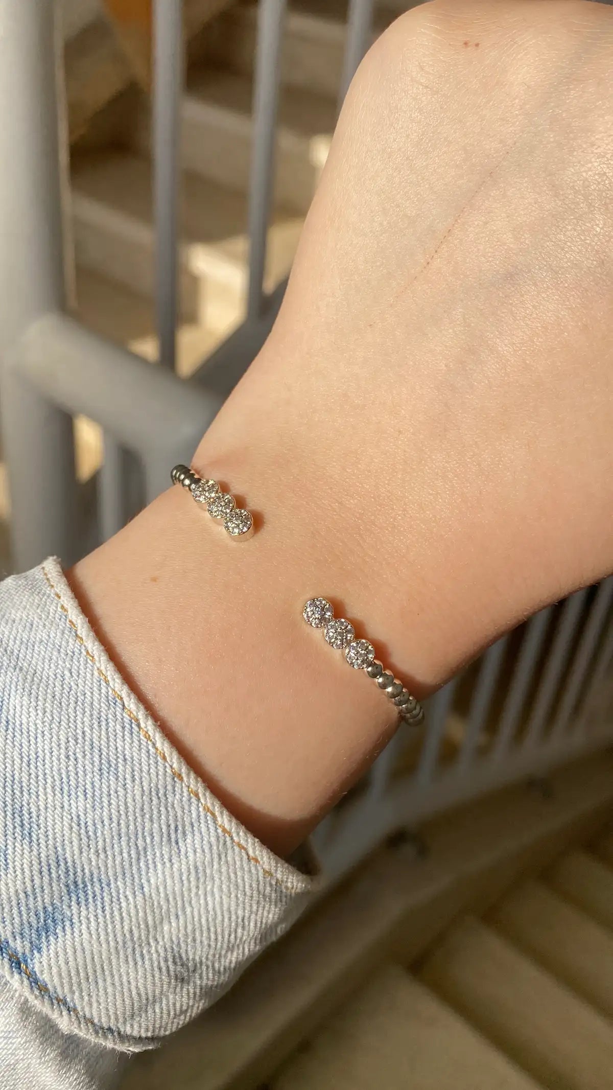 Half stones bangle